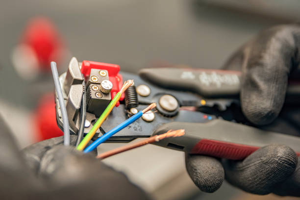 Best Commercial Electrician Services  in Shrub Oak, NY